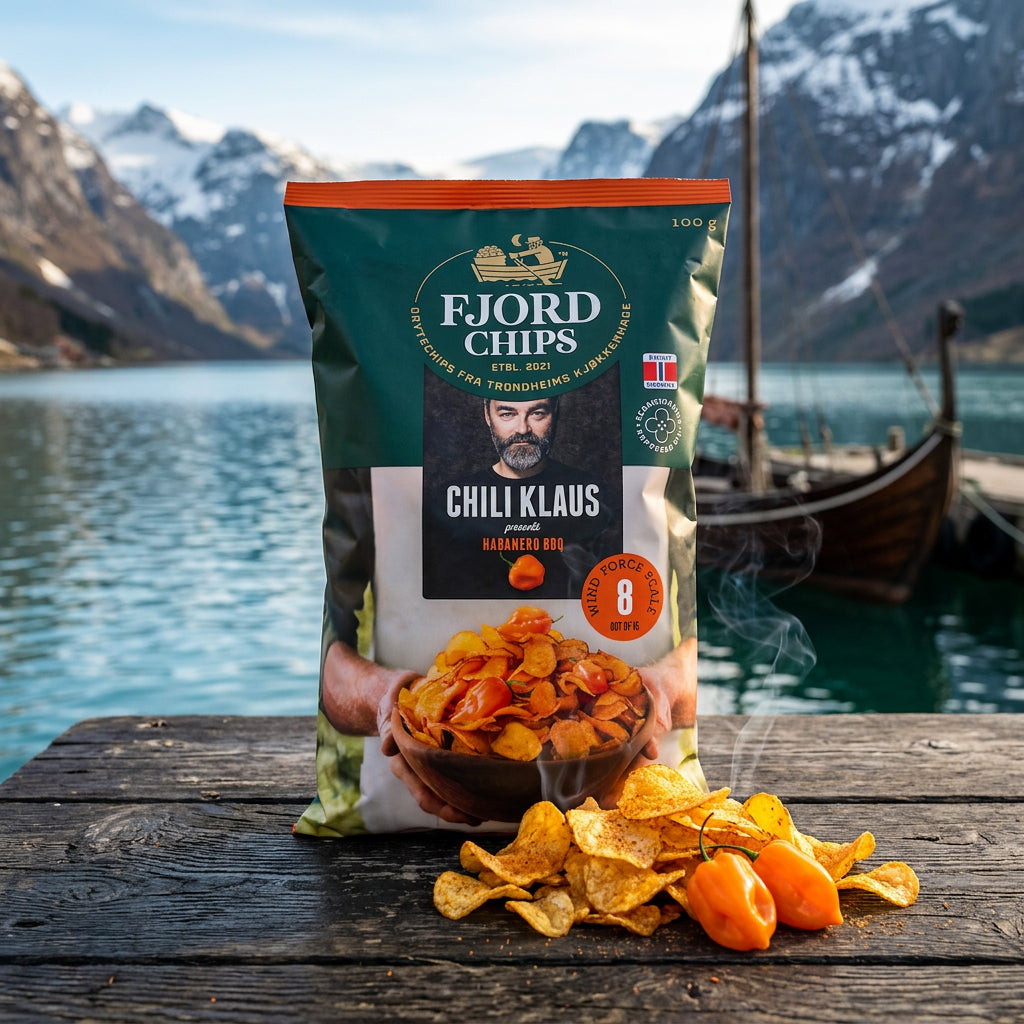 Chili Klaus x FjordChips Habanero BBQ Chips ved fjord